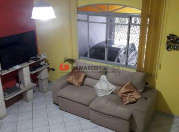 Casa · 110m² · 3 Quartos · 2 Vagas · Sobrado em Jardim Guairaca