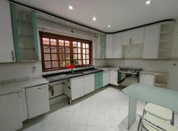 Casa · 252m² · 5 Quartos · 5 Vagas · Sobrado em Sítio da Figueira