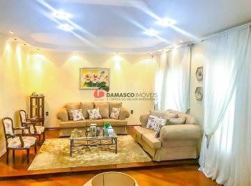 Casa · 349m² · 5 Quartos · 6 Vagas · Sobrado em Vila Sacadura Cabral