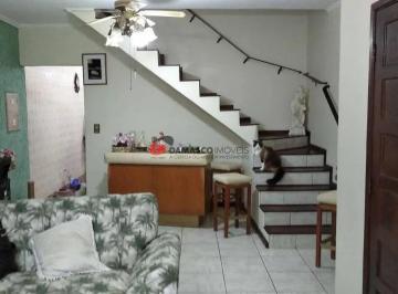Casa · 242m² · 4 Quartos · 2 Vagas · Sobrado em Olímpico