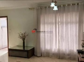 Casa · 162m² · 3 Quartos · 3 Vagas · Sobrado em Barcelona