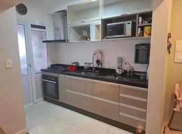 Apartamento · 82m² · 3 Quartos · 2 Vagas · Apartamento em Centro