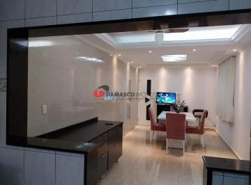 Casa · 193m² · 4 Quartos · 4 Vagas · Sobrado em Jardim Las Vegas