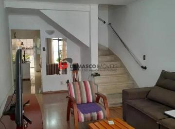 Casa · 159m² · 2 Quartos · 1 Vaga · Sobrado em Cerâmica