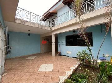 Casa · 220m² · 3 Quartos · 3 Vagas · Sobrado em Osvaldo Cruz