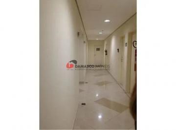 Comercial · 46m² · 1 Vaga · Sala Comercial em Barcelona