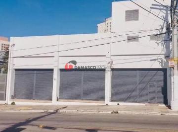 Comercial · 704m² · Loja em Freguesia do Ó