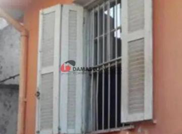 Casa · 390m² · 2 Quartos · 4 Vagas · Casa em Vila Industrial
