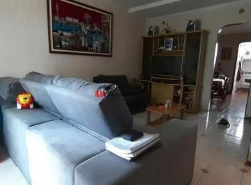 Casa · 193m² · 3 Quartos · 2 Vagas · Sobrado em Santa Maria