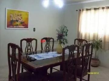 Casa · 320m² · 4 Quartos · 3 Vagas · Sobrado em Santa Maria