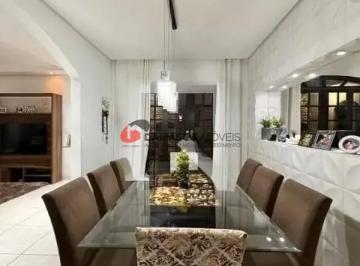 Casa · 230m² · 4 Quartos · 3 Vagas · Sobrado em Vila Curuçá