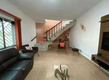 Casa · 167m² · 3 Quartos · 3 Vagas · Sobrado em Mauá
