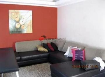 Casa · 250m² · 3 Quartos · 25 Vagas · Sobrado em Vila Palmares
