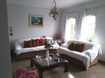 Casa · 270m² · 4 Quartos · 3 Vagas · Sobrado em Campestre