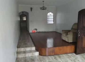 Casa · 330m² · 4 Quartos · 3 Vagas · Sobrado em Baeta Neves