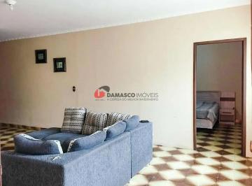 Casa · 224m² · 4 Quartos · 1 Vaga · Casa em Cerâmica
