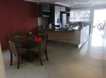 Casa · 266m² · 3 Quartos · 6 Vagas · Sobrado em Vila Guaraciaba