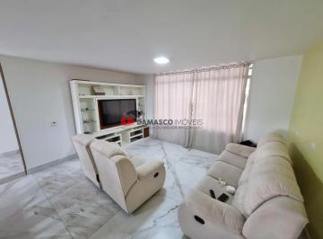 Casa · 154m² · 3 Quartos · 4 Vagas · Sobrado em Campestre