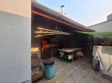 Comercial · 237m² · 3 Vagas · Edifício Comercial em Cerâmica