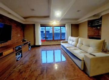 Casa · 300m² · 4 Quartos · 8 Vagas · Sobrado em Vila Tavares