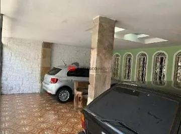 Casa · 400m² · 5 Quartos · 3 Vagas · Sobrado em Barcelona
