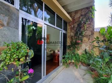 Casa · 291m² · 3 Quartos · 6 Vagas · Casa em Rudge Ramos