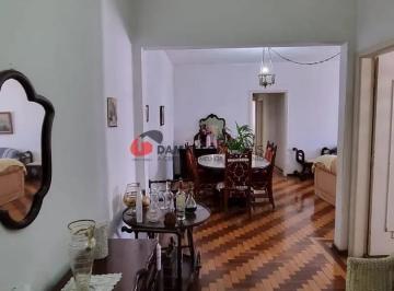 Apartamento · 131m² · 2 Quartos · 1 Vaga · Apartamento em Centro