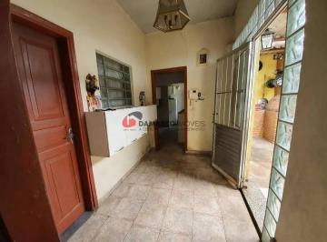 Casa · 300m² · 2 Quartos · 6 Vagas · Casa em Fundação