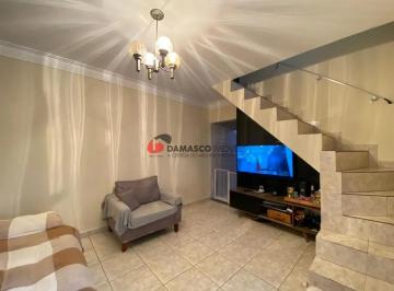 Casa · 107m² · 3 Quartos · 3 Vagas · Sobrado em Vila Califórnia