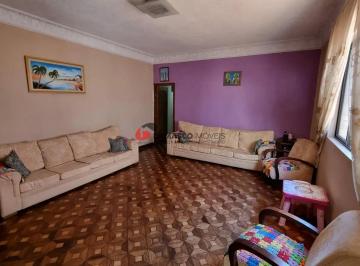 Casa · 246m² · 4 Quartos · 4 Vagas · Casa em Osvaldo Cruz