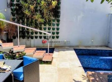 Casa · 380m² · 3 Quartos · 5 Vagas · Sobrado em Olímpico