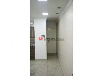 Comercial · 68m² · 1 Vaga · Loja em Centro