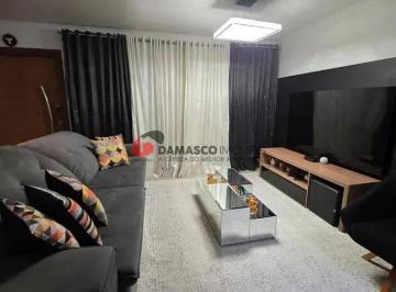 Casa · 135m² · 3 Quartos · 4 Vagas · Sobrado em Santa Maria
