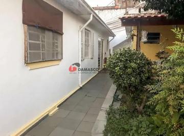 Casa · 250m² · 2 Quartos · 2 Vagas · Casa em Santa Maria