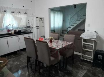 Casa · 112m² · 3 Quartos · 1 Vaga · Sobrado em Nova Gerti