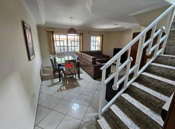 Casa · 185m² · 3 Quartos · 4 Vagas · Sobrado em Olímpico