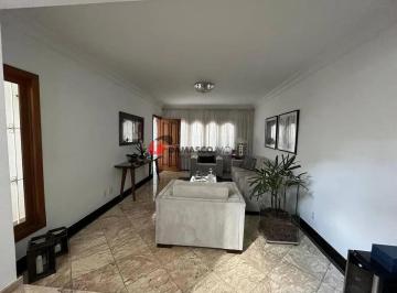 Casa · 220m² · 3 Quartos · 3 Vagas · Sobrado em Campestre