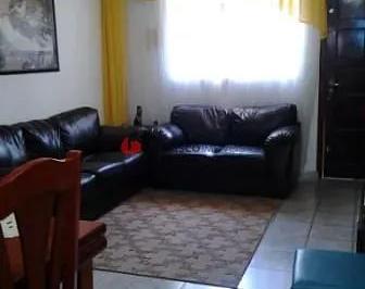 Casa · 82m² · 2 Quartos · 2 Vagas · Sobrado em Santo Antônio