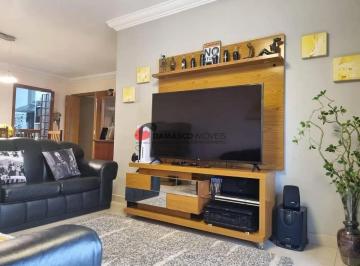 Apartamento · 254m² · 3 Quartos · 2 Vagas · Apartamento em Santa Maria