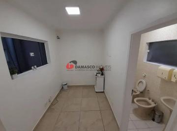 Casa · 180m² · 3 Quartos · 3 Vagas · Sobrado em Jardim