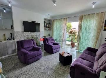 Casa · 237m² · 3 Quartos · 4 Vagas · Sobrado em Parque das Nações
