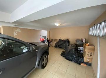 Casa · 180m² · 2 Quartos · 2 Vagas · Sobrado em Quinta da Paineira