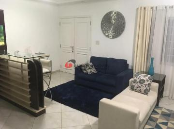 Casa · 443m² · 3 Quartos · 6 Vagas · Sobrado em Campestre