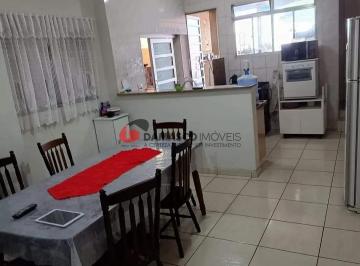 Casa · 290m² · 3 Quartos · 5 Vagas · Sobrado em Vila Assunção