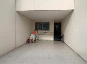 Casa · 185m² · 3 Quartos · 4 Vagas · Sobrado em Campestre