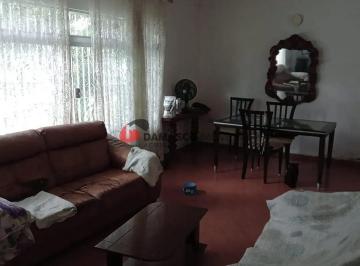 Casa · 122m² · 3 Quartos · 3 Vagas · Casa em Santa Maria