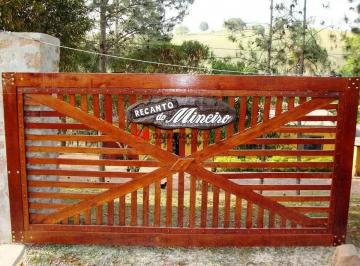 Rural · 12m² · 6 Quartos · Chácara em Bairro Pedras de Ouro