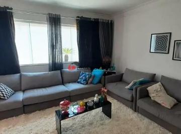 Casa · 280m² · 3 Quartos · Sobrado em Vila Valparaíso