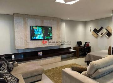 Casa · 600m² · 3 Quartos · 6 Vagas · Sobrado em Tanque