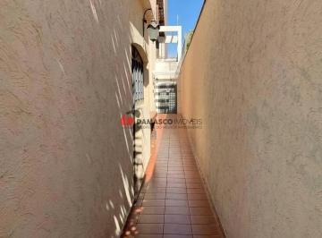 Casa · 380m² · 4 Quartos · 4 Vagas · Sobrado em Barcelona